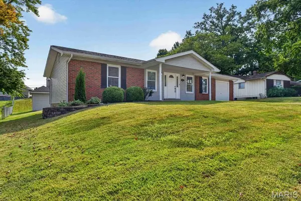 3404 Taylor AVE, Bridgeton, MO 63044