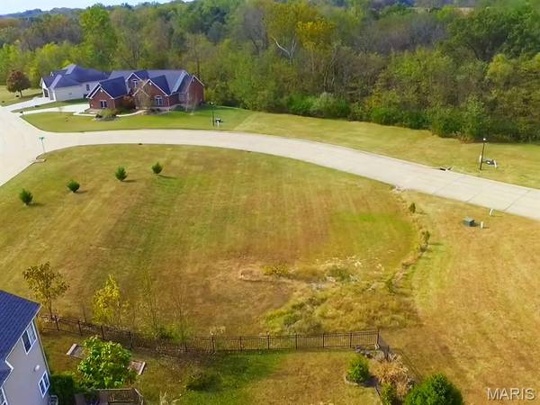 6945 Drew DR, Edwardsville, IL 62025
