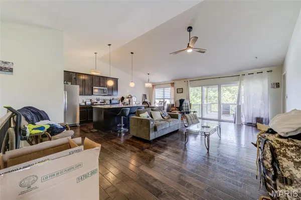 1223 Austin DR, Herculaneum, MO 63048