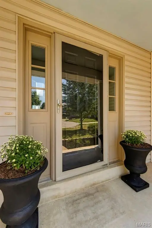 7 Town Cryer CT, O'fallon, MO 63366