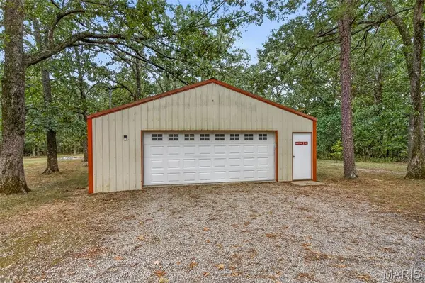 1109 Highway Aa, Farmington, MO 63640