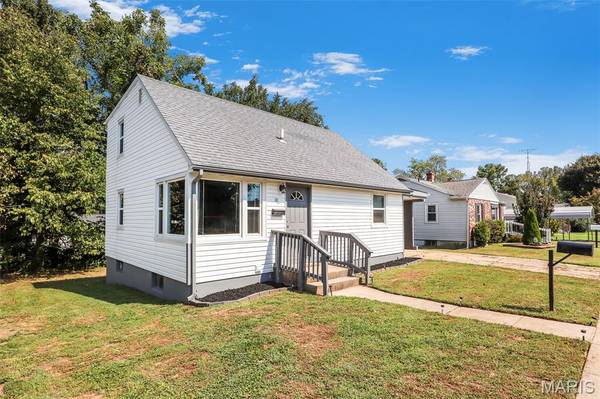 10 Lisa DR, Fredericktown, MO 63645