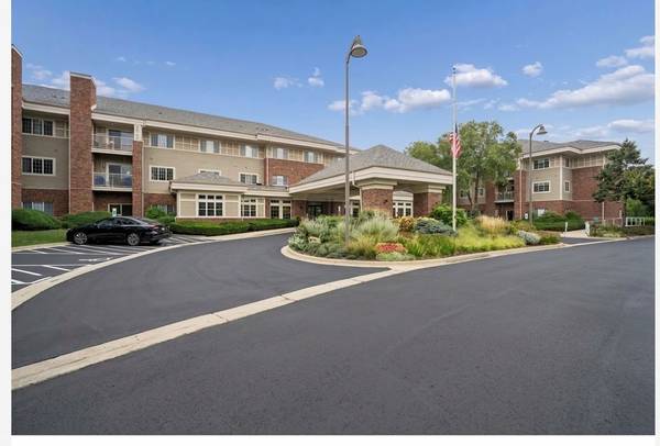 801 N MCLEAN BLVD #330, Elgin, IL 60123