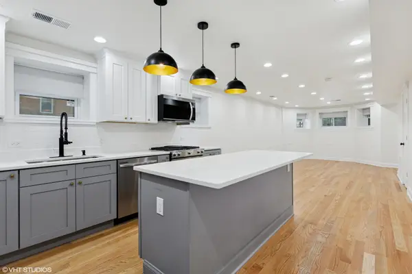 2331 N Campbell AVE #G, Chicago, IL 60647