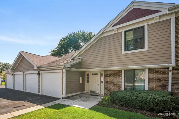 1547 7 Pines RD #D-1, Schaumburg, IL 60193