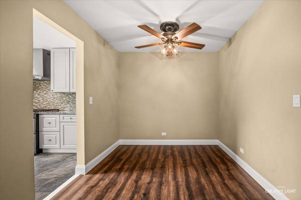 1547 7 Pines RD #D-1, Schaumburg, IL 60193