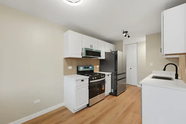 791 W KATHLEEN DR #B, Des Plaines, IL 60016