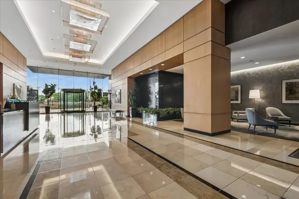 600 N Lake Shore DR #2411, Chicago, IL 60611