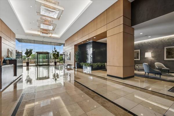 600 N Lake Shore DR #2411, Chicago, IL 60611