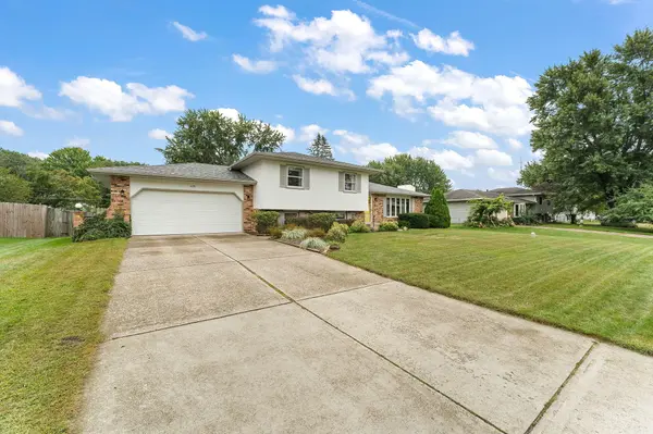 618 Dogwood DR, Michigan City, IN 46360