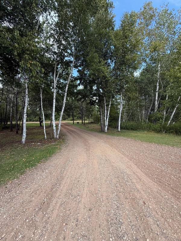 38582 Clover CIR, Hinckley, MN 55037