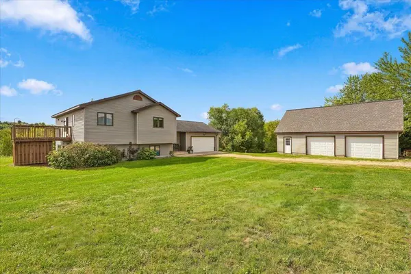W4421 825th AVE, Spring Valley, WI 54767