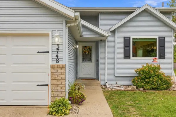 3748 Village Green CIR, Moorhead, MN 56560