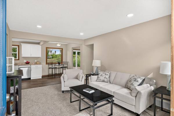 651 46 1/2 AVE NE, Columbia Heights, MN 55421