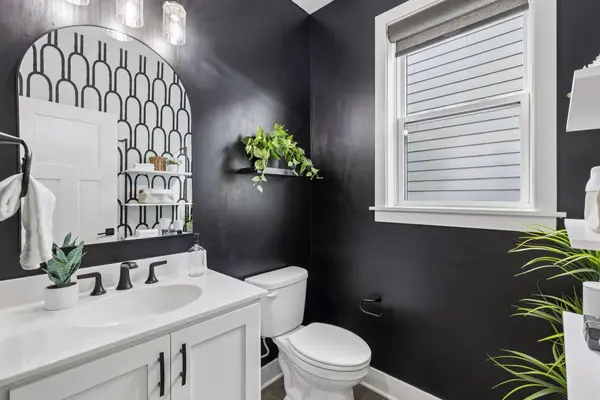 7400 Agate TRL, Inver Grove Heights, MN 55077