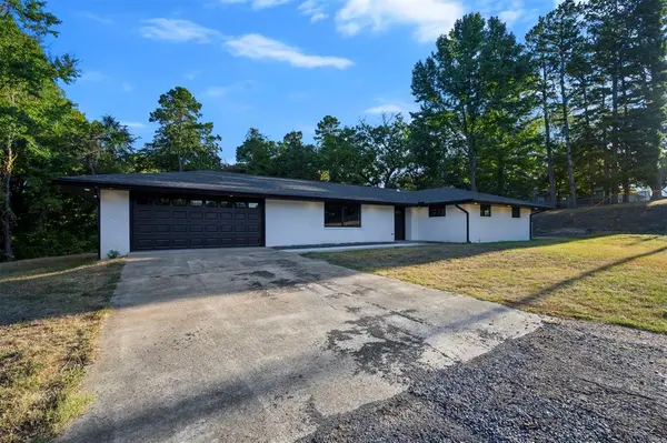 510 W Adams ST, Broken Bow, OK 74728