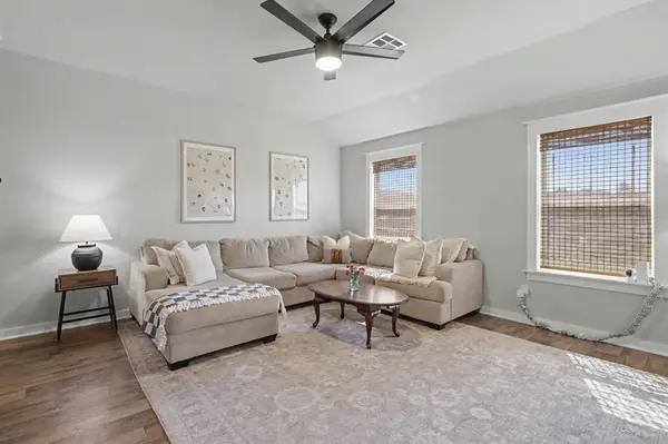 9628 High Noon RD, Yukon, OK 73099