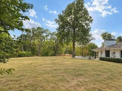 800 Mockingbird LN, Norman, OK 73071