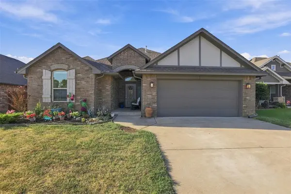1728 W Blake WAY, Mustang, OK 73064
