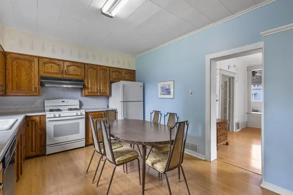 1123 GARFIELD AVE, Marinette, WI 54143