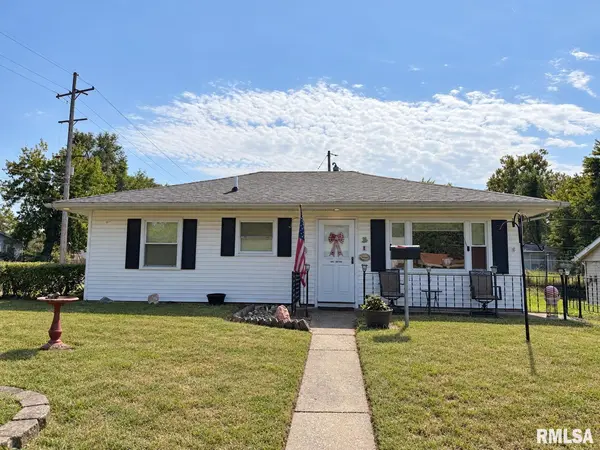 1430 DELRAY AVE, Pekin, IL 61554