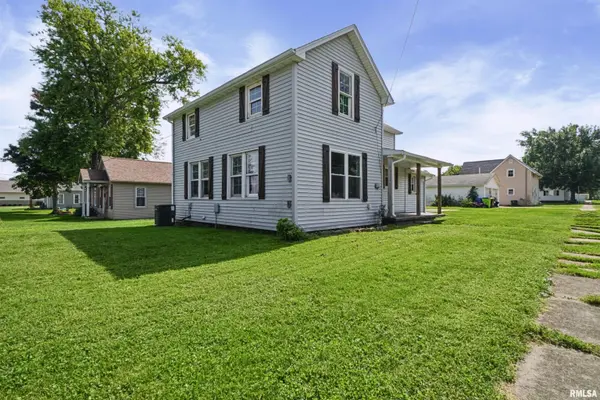 407 N WALNUT ST, Elmwood, IL 61529