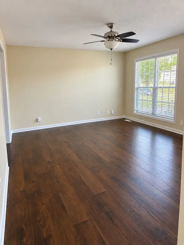 226 Cranklen Cir, Clarksville, TN 37042