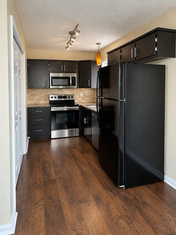 226 Cranklen Cir, Clarksville, TN 37042