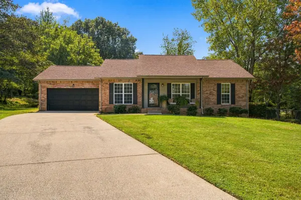 3172 Stag Ct, Clarksville, TN 37043