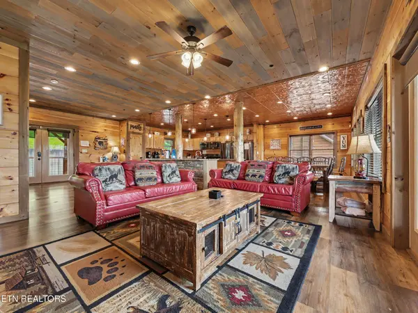 240244 Stone Fence Lane, Gatlinburg, TN 37738