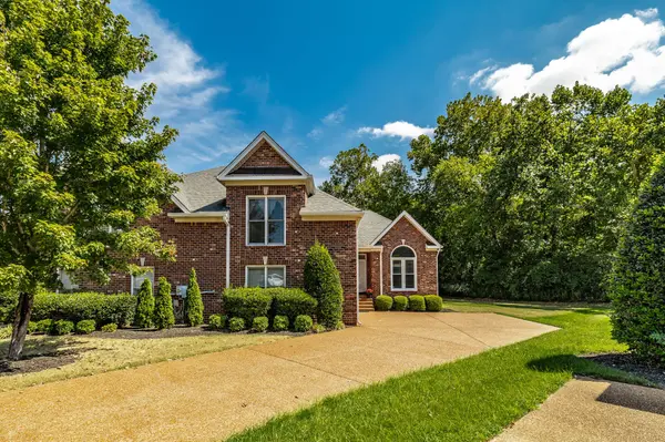 244 Stoners Glen Ct, Hermitage, TN 37076
