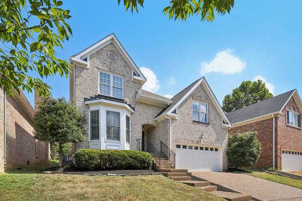 915 Cherry Plum Ct, Nashville, TN 37215