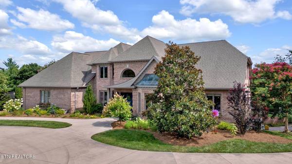 2064 Feathers Chapel Rd,  Blountville,  TN 37617