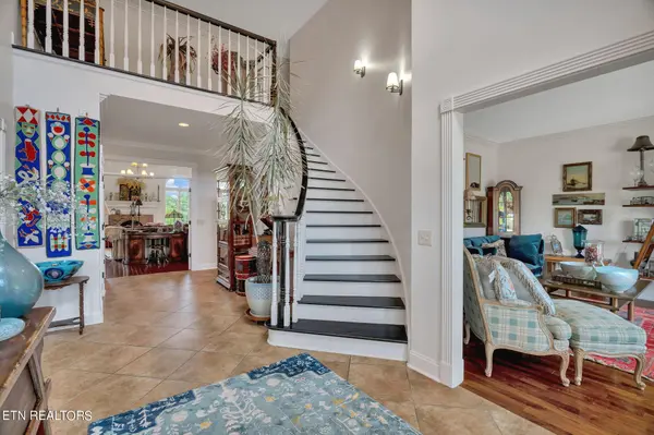 2064 Feathers Chapel Rd, Blountville, TN 37617