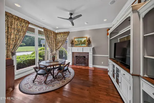 4262 Lake Meadow Way, Louisville, TN 37777