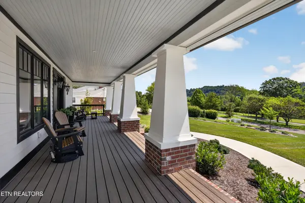 1521 Cherokee Blvd, Knoxville, TN 37919
