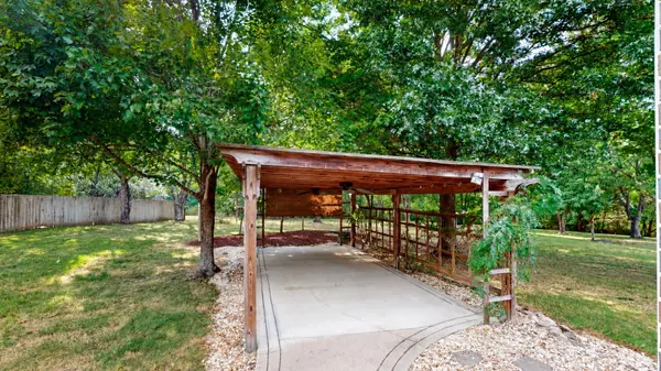 1395 Charleston Ln, Columbia, TN 38401