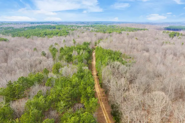 399 Kehrer Ln, Huntingdon, TN 38344