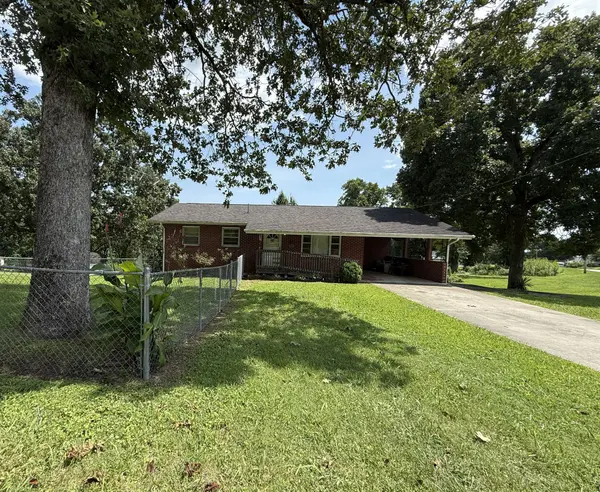 200 N Church Ave, Rockwood, TN 37854