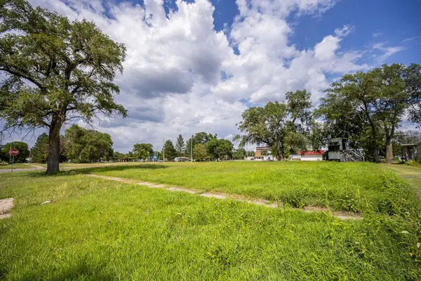 0.40 Acres on E 4th, Hutchinson, KS 67501