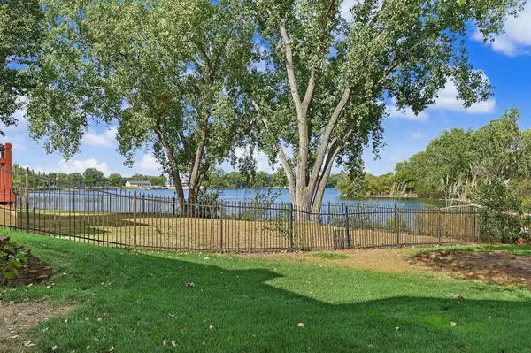 2553 N Hazelwood, Wichita, KS 67205