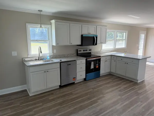 527 Park Gate RD, Gaffney, SC 29341