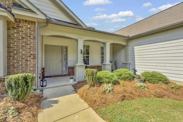 63 Scotts Bluff DR, Simpsonville, SC 29681