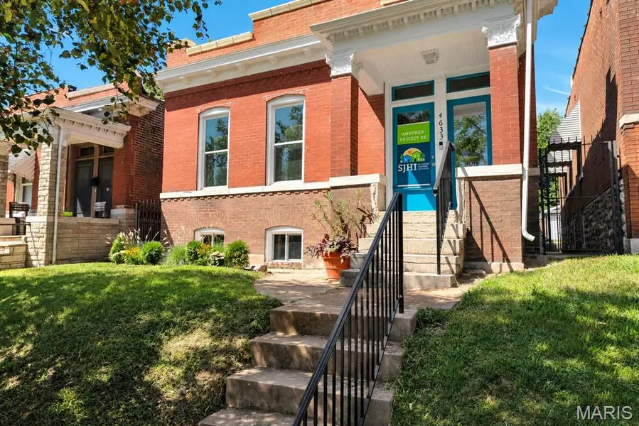 4633 Alaska AVE, St Louis, MO 63111
