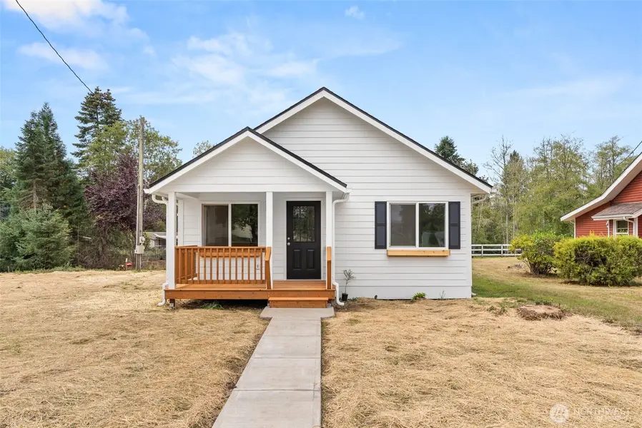 860 Ludington AVE, Raymond, WA 98577