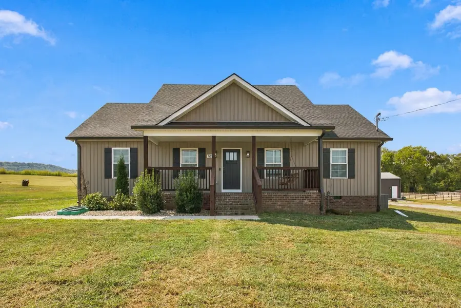 2199 Claude Fox Rd, Cornersville, TN 37047