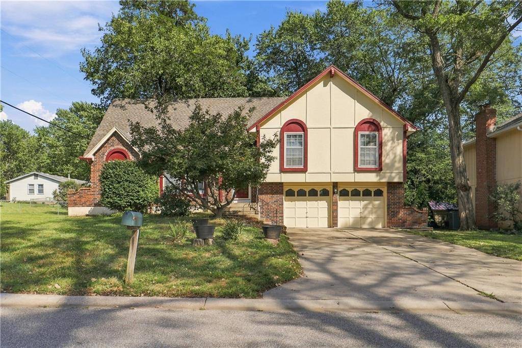 6819 Caenen AVE, Shawnee, KS 66216