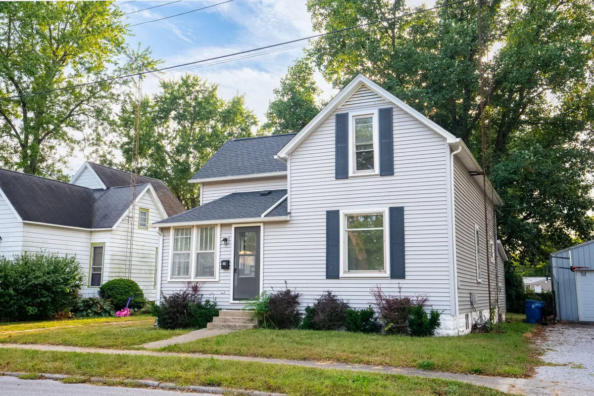 302 N George ST, North Judson, IN 46366