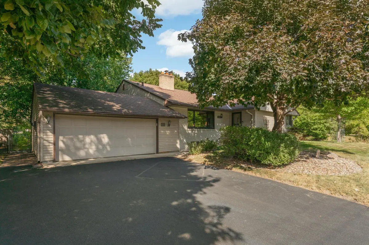 2608 W 102nd ST, Bloomington, MN 55431