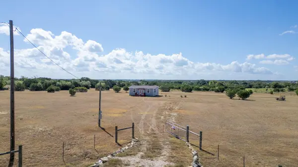 10381 County Road 200, Bertram, TX 78605